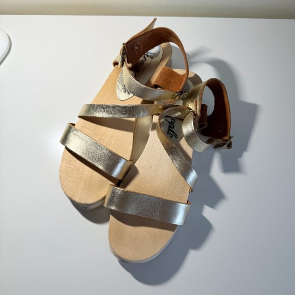 Free People Women's Gold Wood and Leather Sandals Size 7.5 Bohemian Girly - Picture 8 of 11